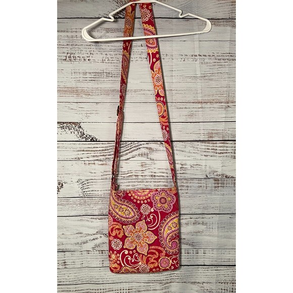 Vera Bradley Retired "Raspberry Fizz" Crossbody Bag & Matching Wristlet - Picture 8 of 15